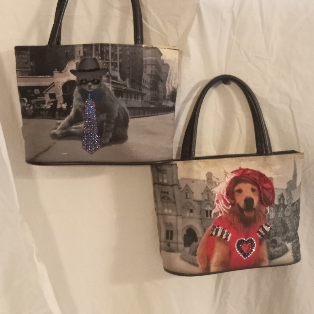 Love for cats and dogs wrist purses